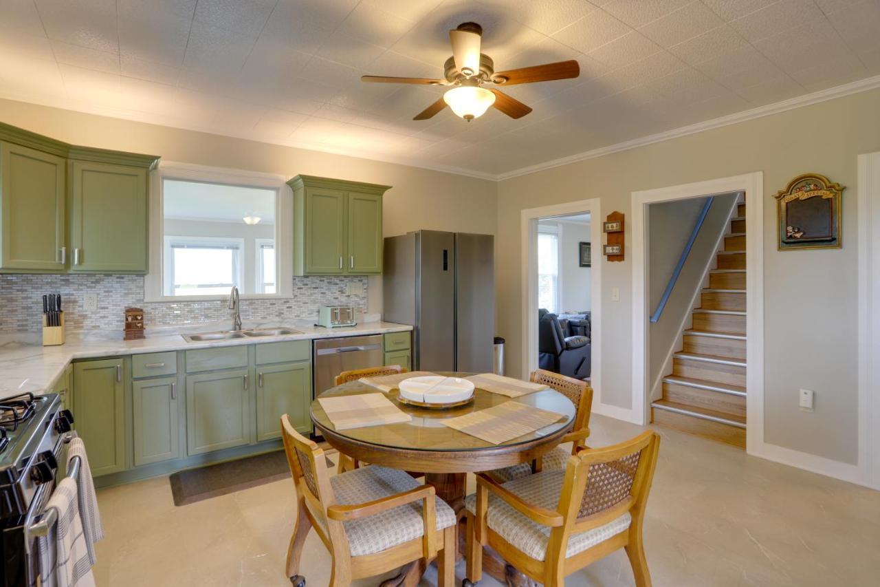 Welcoming Port Clinton Vacation Rental! Exterior photo
